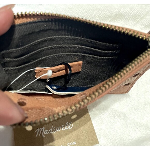 NWT Madewell Brown Leather Card / Coin Purse with Zip Pull Closure - Picture 4 of 4